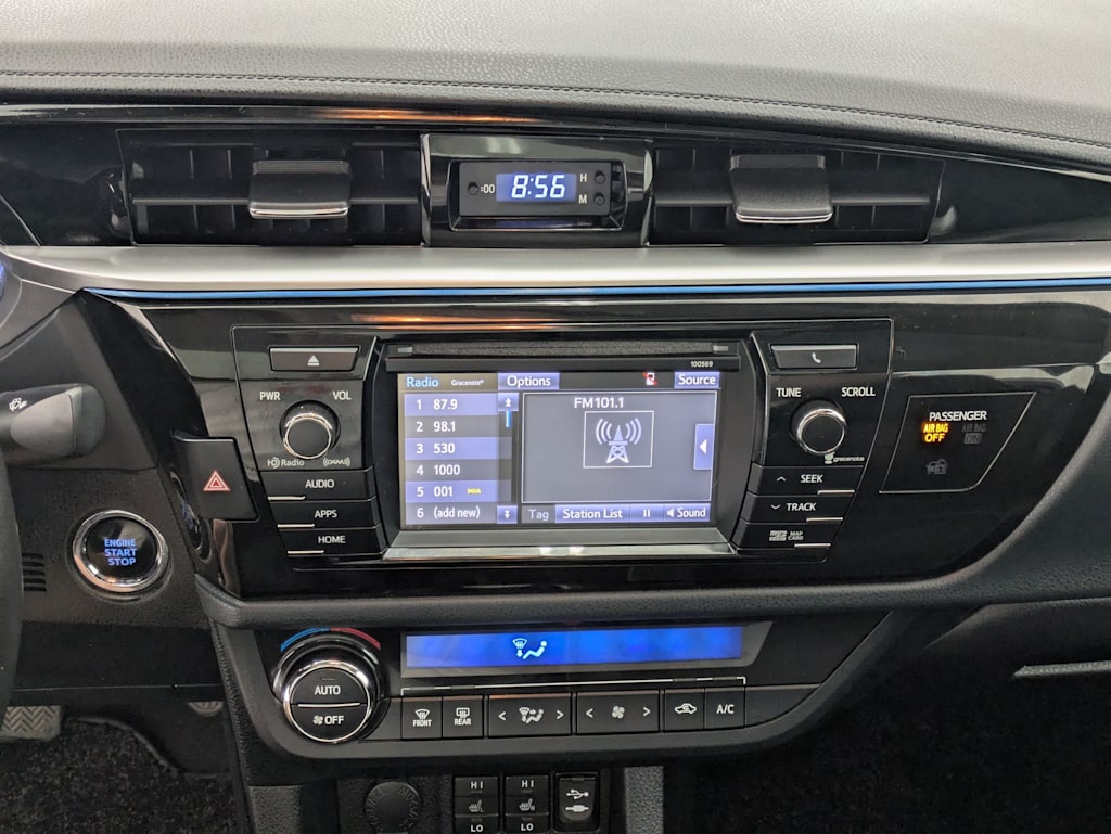 Thumbnail: 2016 Toyota Corolla - 15