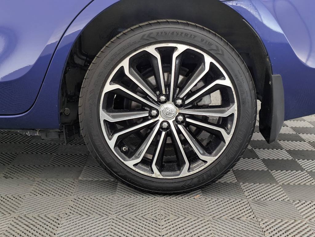 Thumbnail: 2016 Toyota Corolla - 8