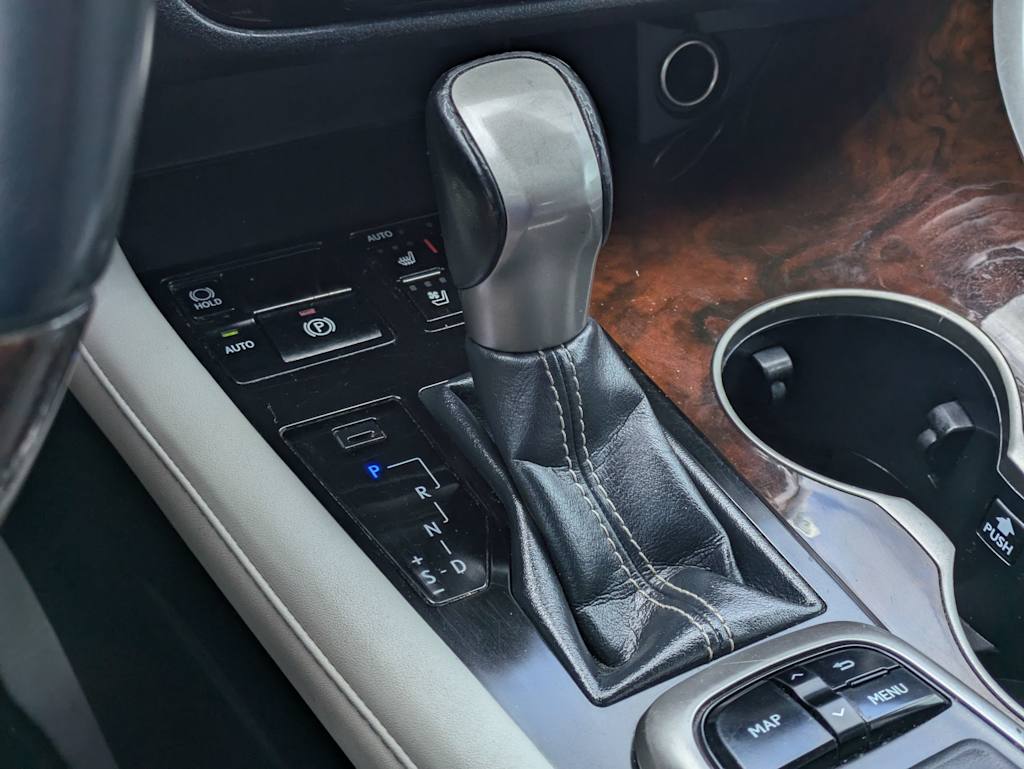 Thumbnail: 2018 Lexus RX - 16