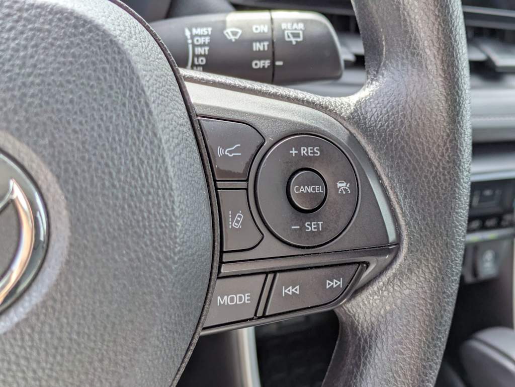 Thumbnail: 2024 Toyota RAV4 - 31