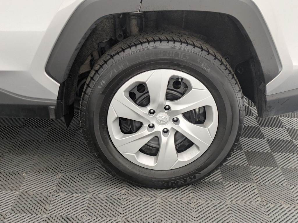 Thumbnail: 2024 Toyota RAV4 - 8