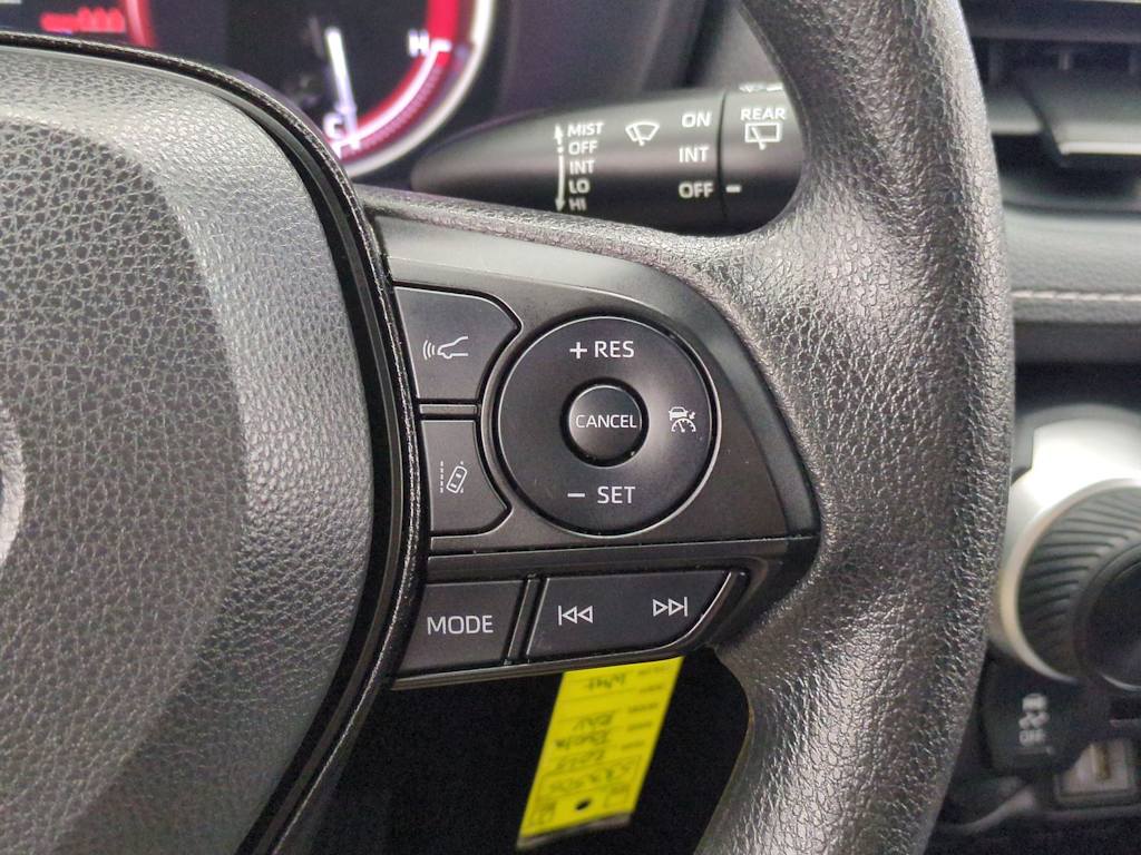 Thumbnail: 2025 Toyota RAV4 - 29