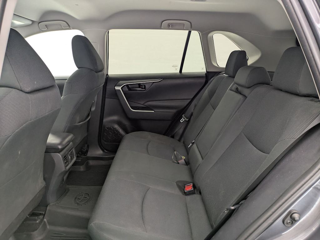 Thumbnail: 2020 Toyota RAV4 - 29