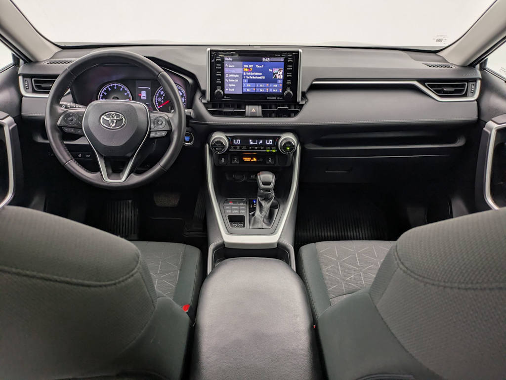 Thumbnail: 2019 Toyota RAV4 - 10