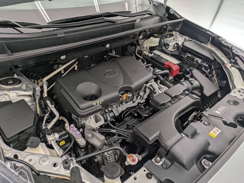 Thumbnail: 2019 Toyota RAV4 - 9