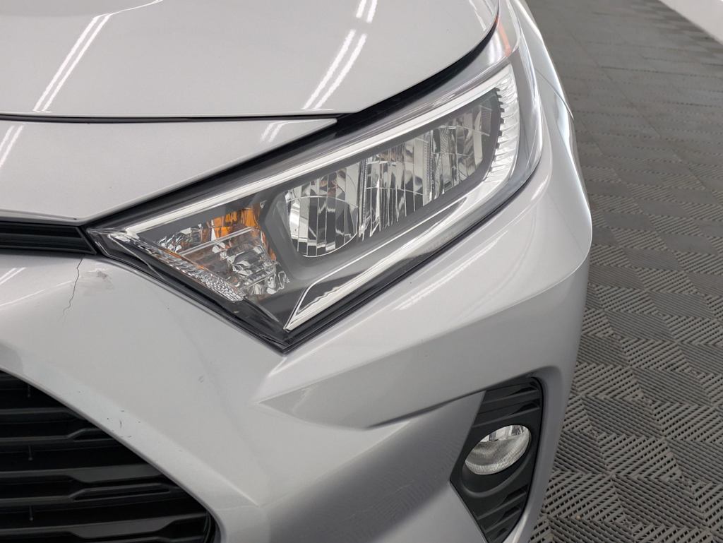 Thumbnail: 2019 Toyota RAV4 - 24