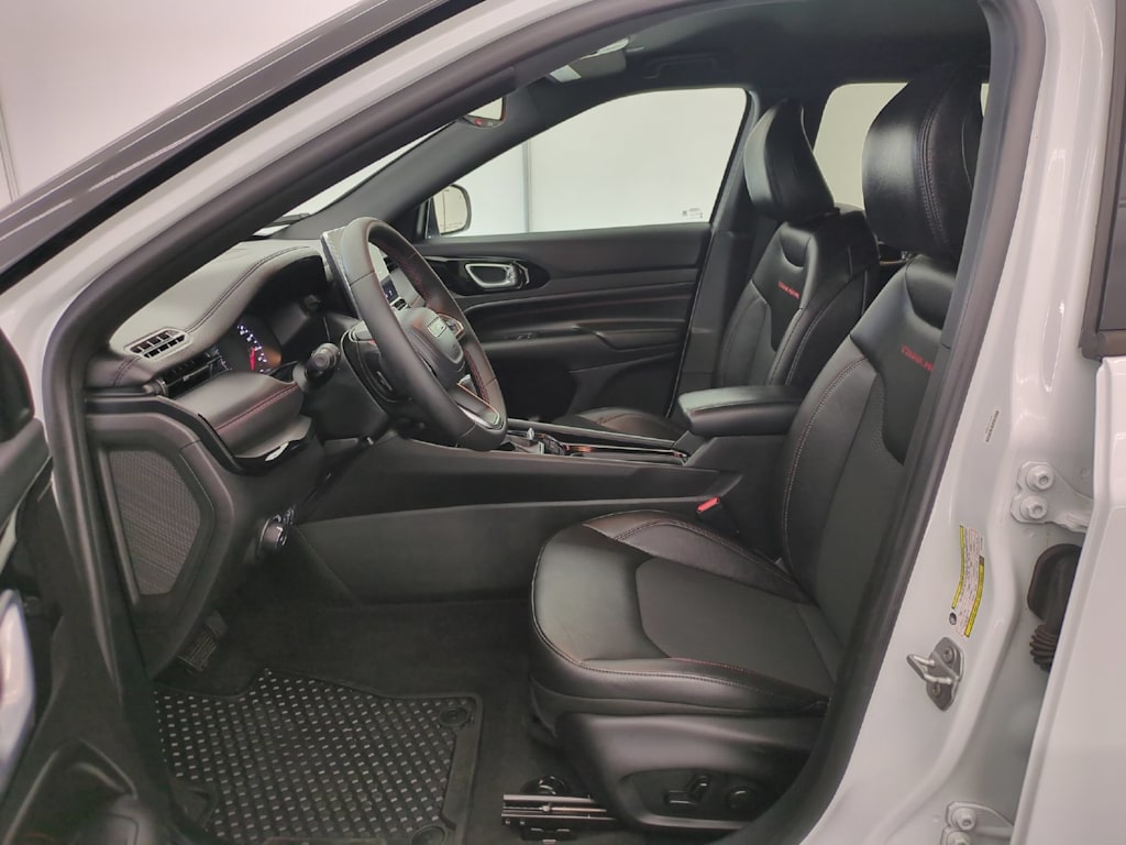 Thumbnail: 2026 Jeep Compass - 11