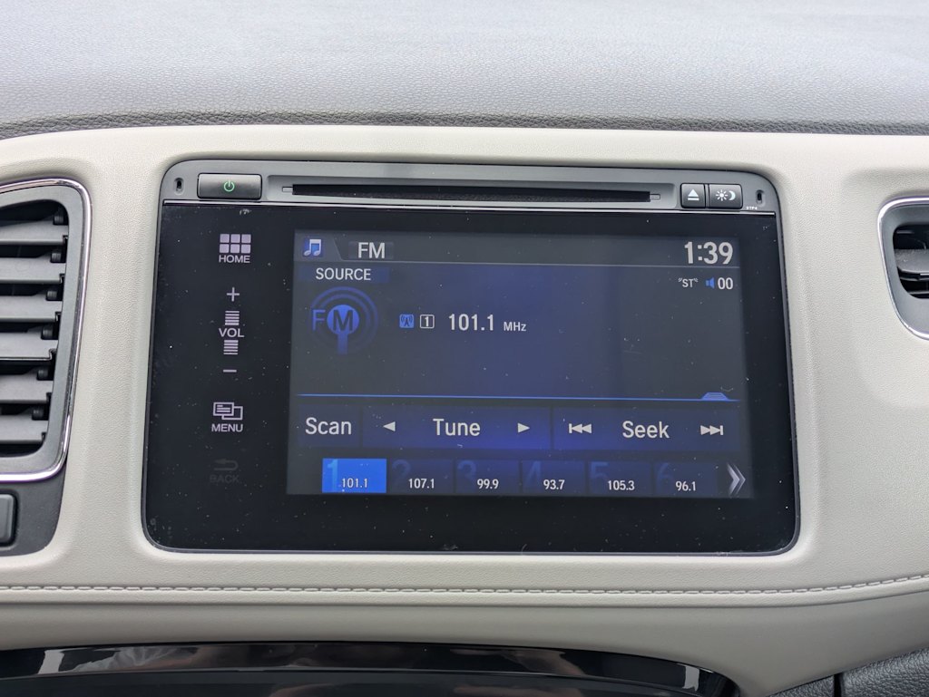 Thumbnail: 2017 Honda HR-V - 15