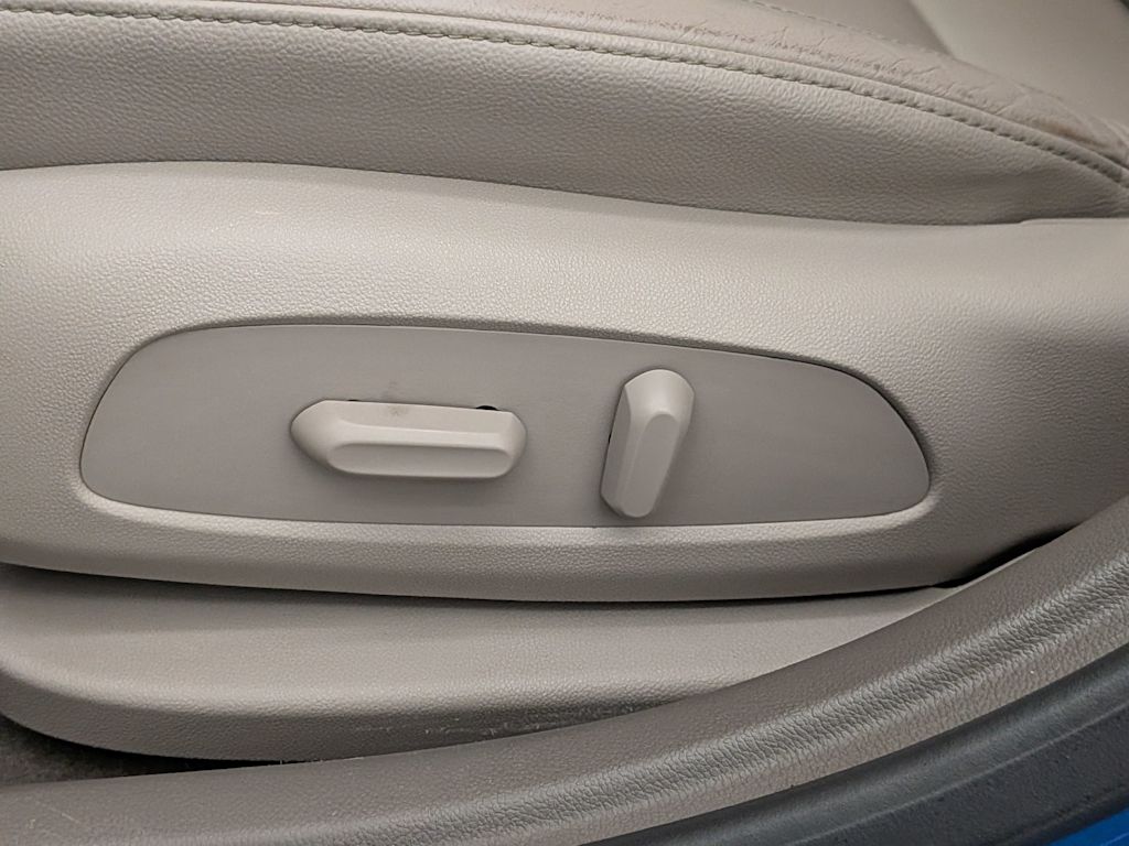 Thumbnail: 2018 Chevrolet Cruze - 27