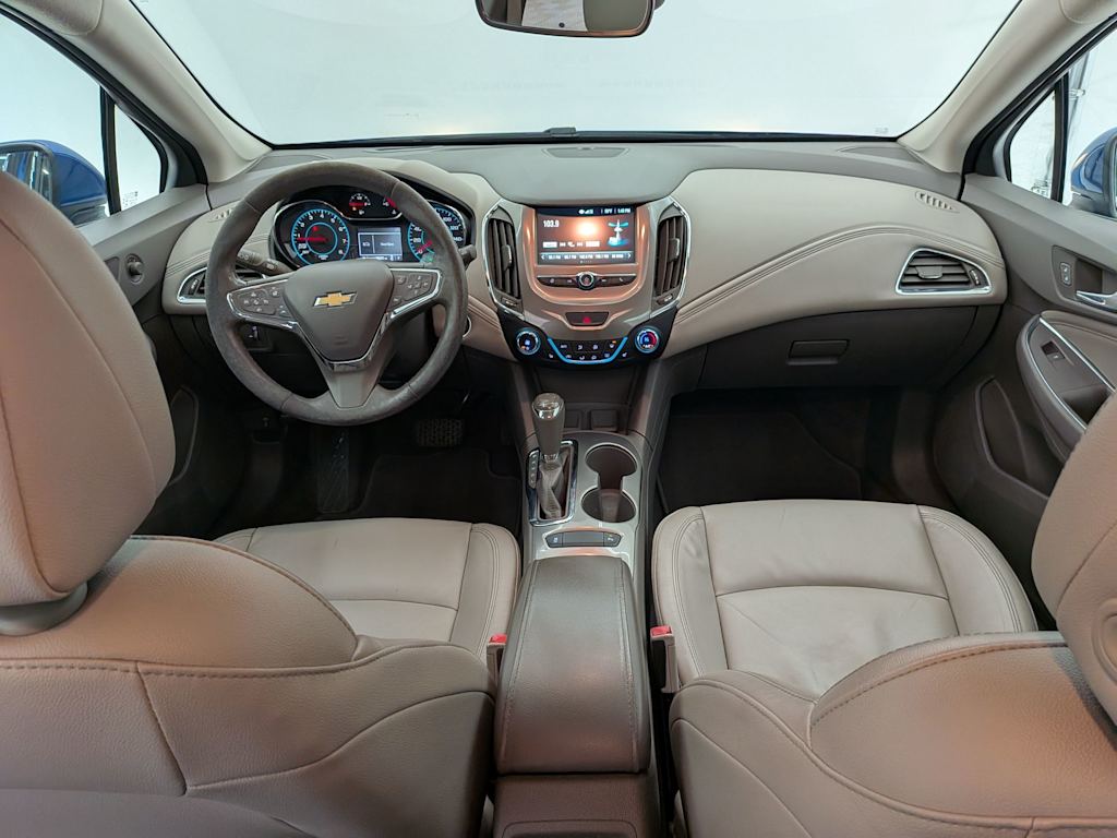 Thumbnail: 2018 Chevrolet Cruze - 9