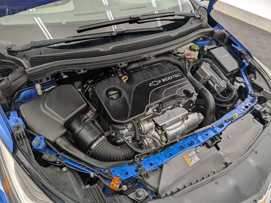 Thumbnail: 2018 Chevrolet Cruze - 8