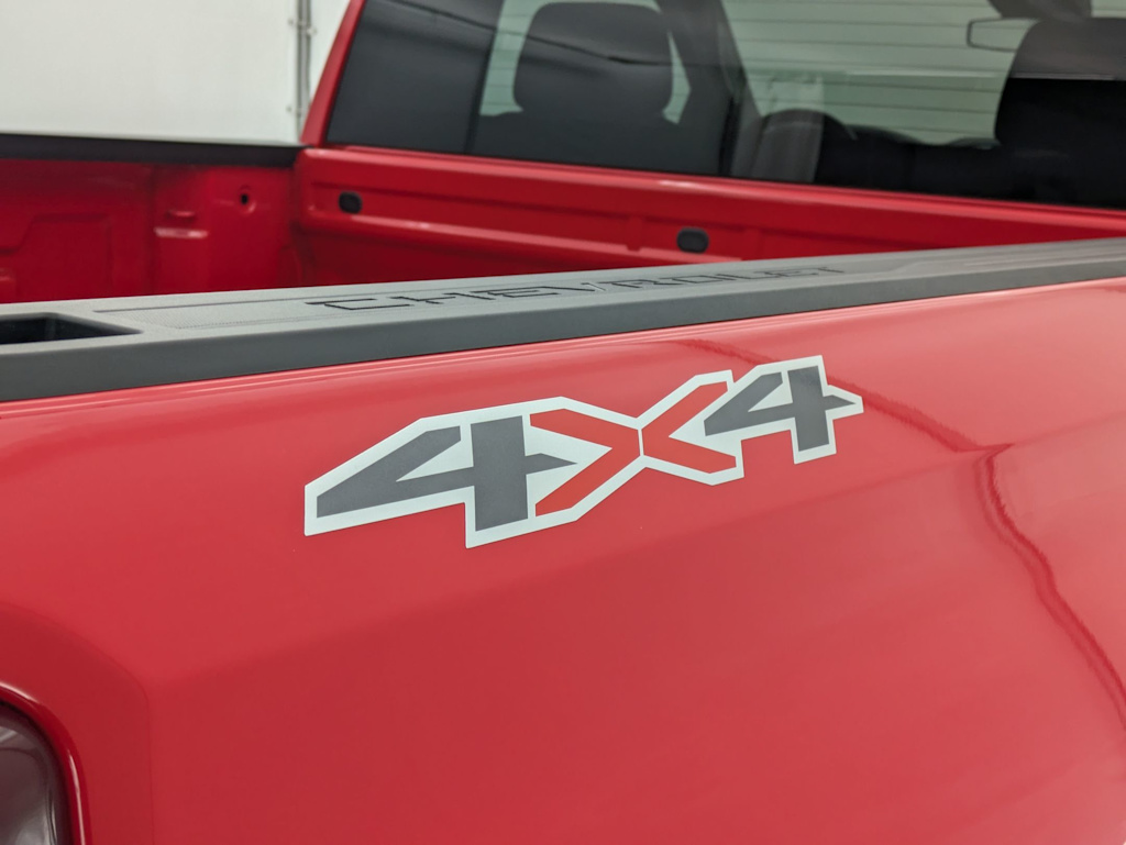 Thumbnail: 2026 Chevrolet Silverado 1500 - 24