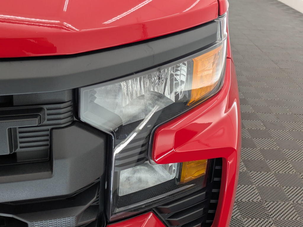 Thumbnail: 2026 Chevrolet Silverado 1500 - 21