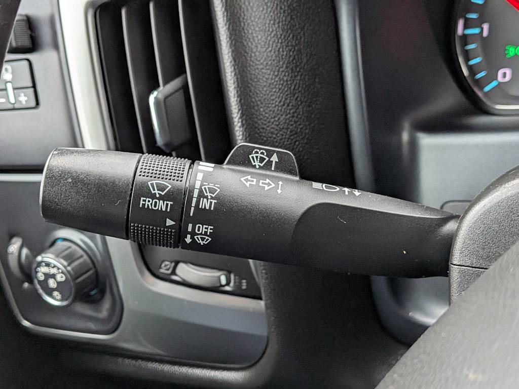 Thumbnail: 2017 Chevrolet Silverado 1500 - 16