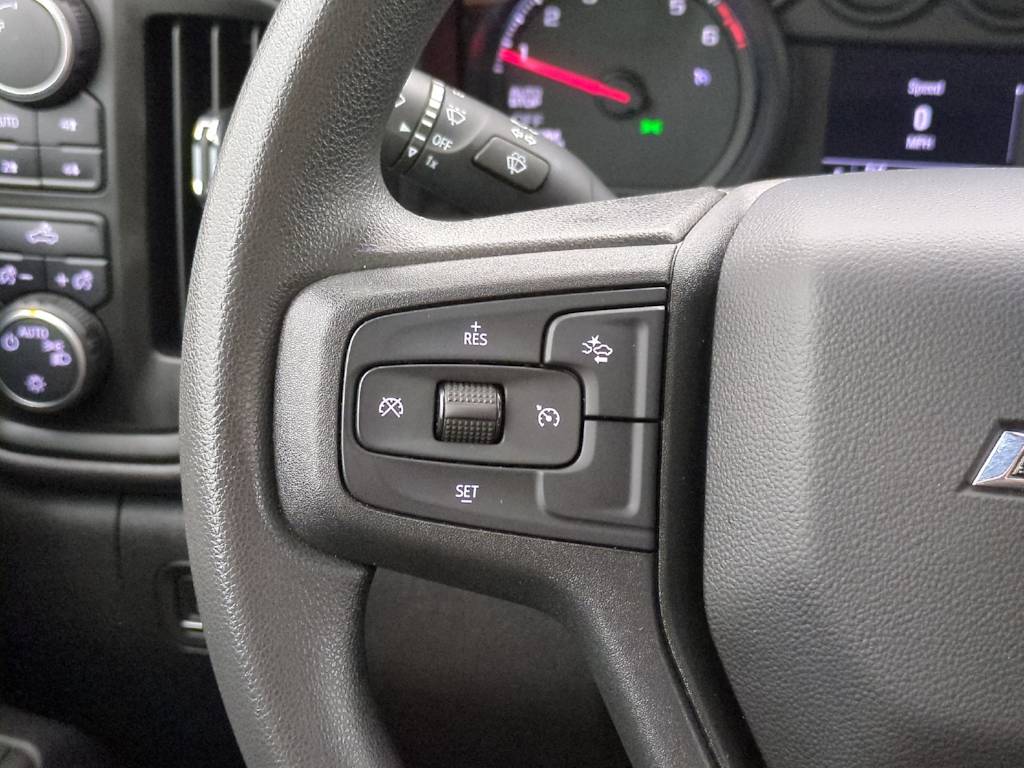 Thumbnail: 2023 Chevrolet Silverado 1500 - 27