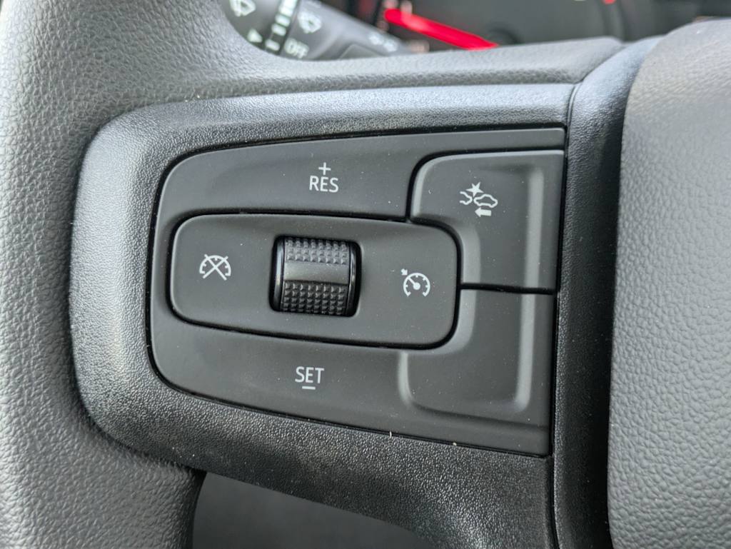 Thumbnail: 2025 Chevrolet Silverado 1500 - 31