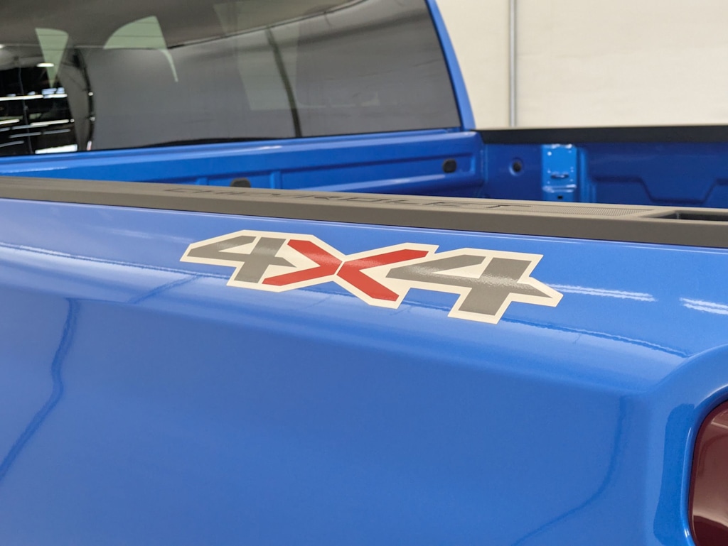 Thumbnail: 2025 Chevrolet Silverado 1500 - 7