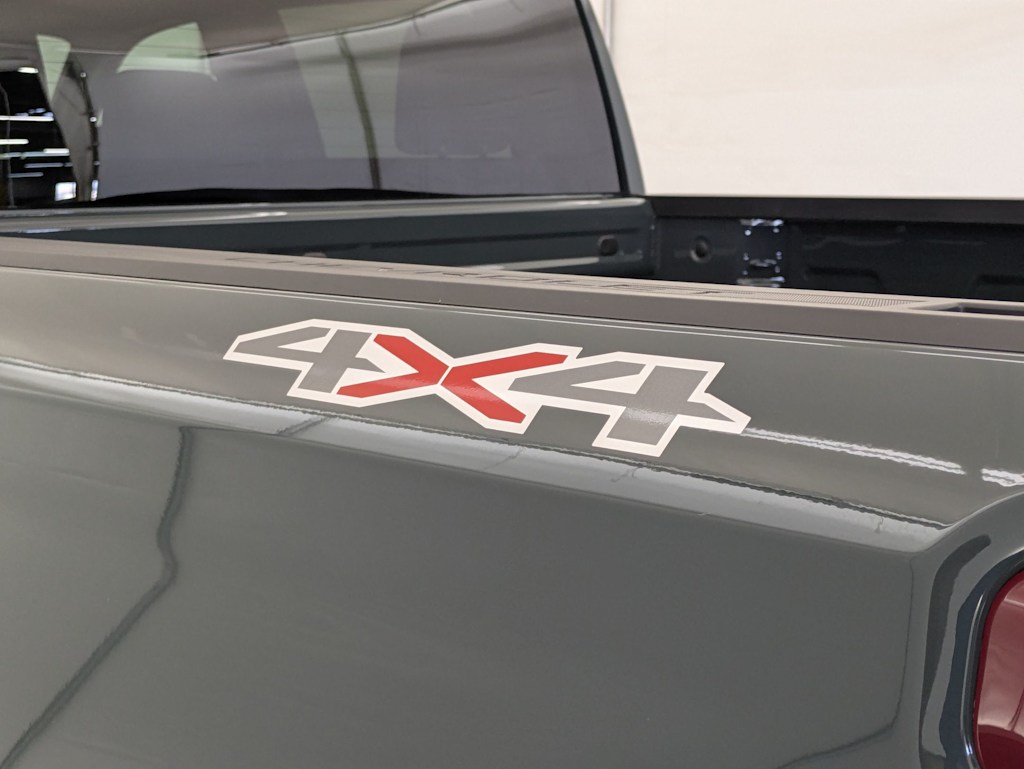 Thumbnail: 2025 Chevrolet Silverado 1500 - 25