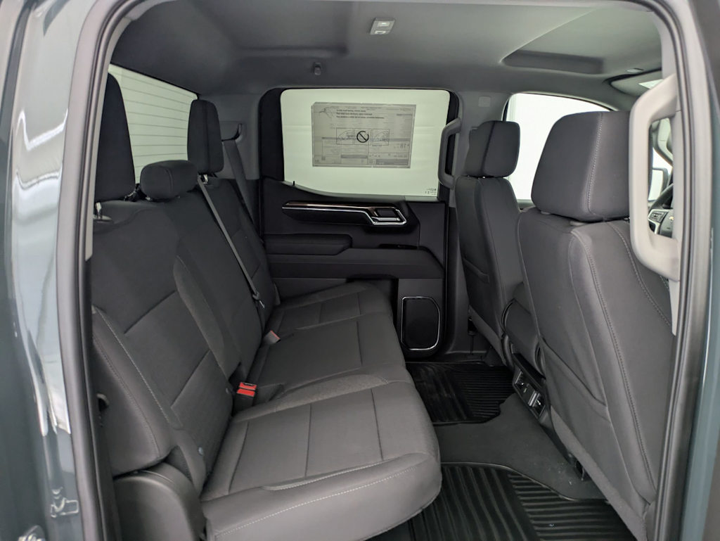 Thumbnail: 2025 Chevrolet Silverado 1500 - 31