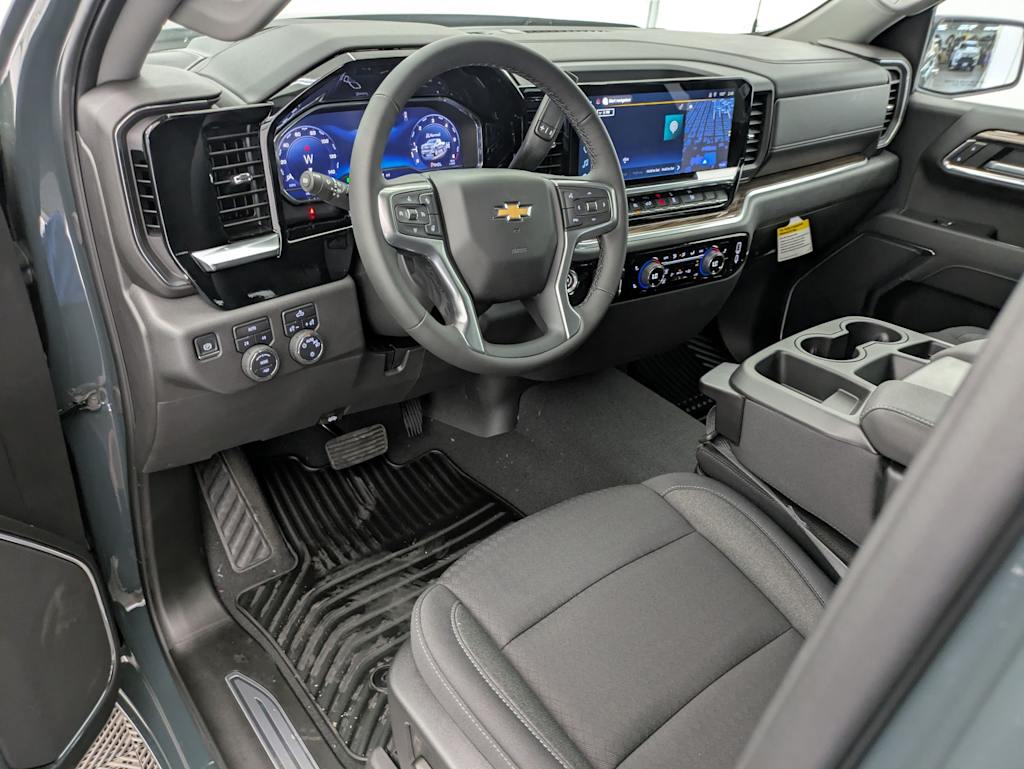 Thumbnail: 2025 Chevrolet Silverado 1500 - 2