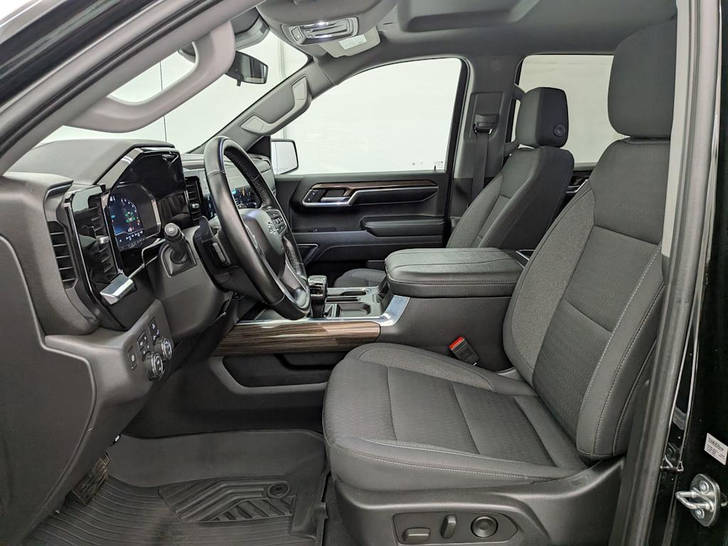 Thumbnail: 2023 Chevrolet Silverado 1500 - 11