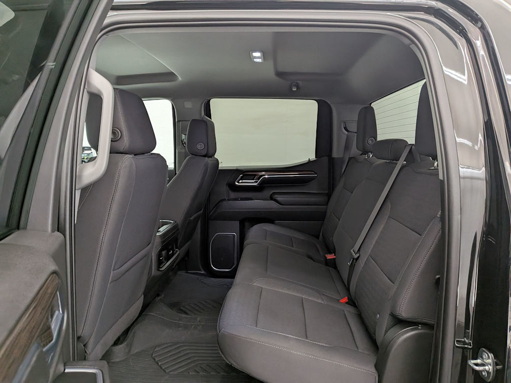 Thumbnail: 2023 Chevrolet Silverado 1500 - 30