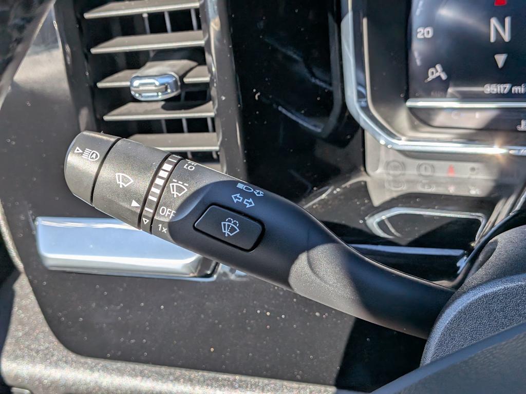 Thumbnail: 2023 Chevrolet Silverado 1500 - 34