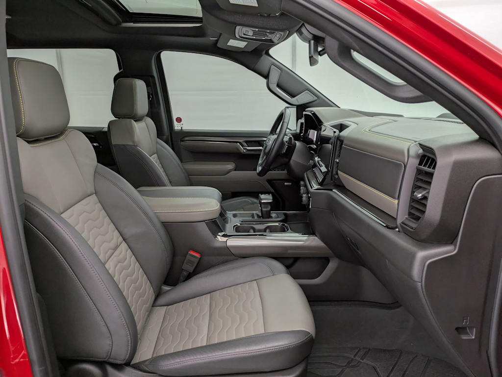 2024 Chevrolet Silverado 1500 ZR2 12