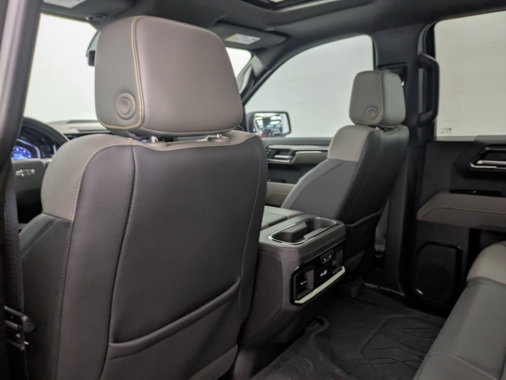 2024 Chevrolet Silverado 1500 ZR2 13