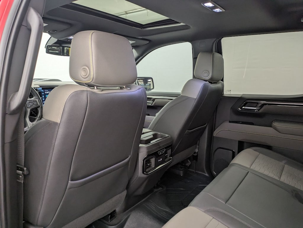 Thumbnail: 2024 Chevrolet Silverado 1500 - 12
