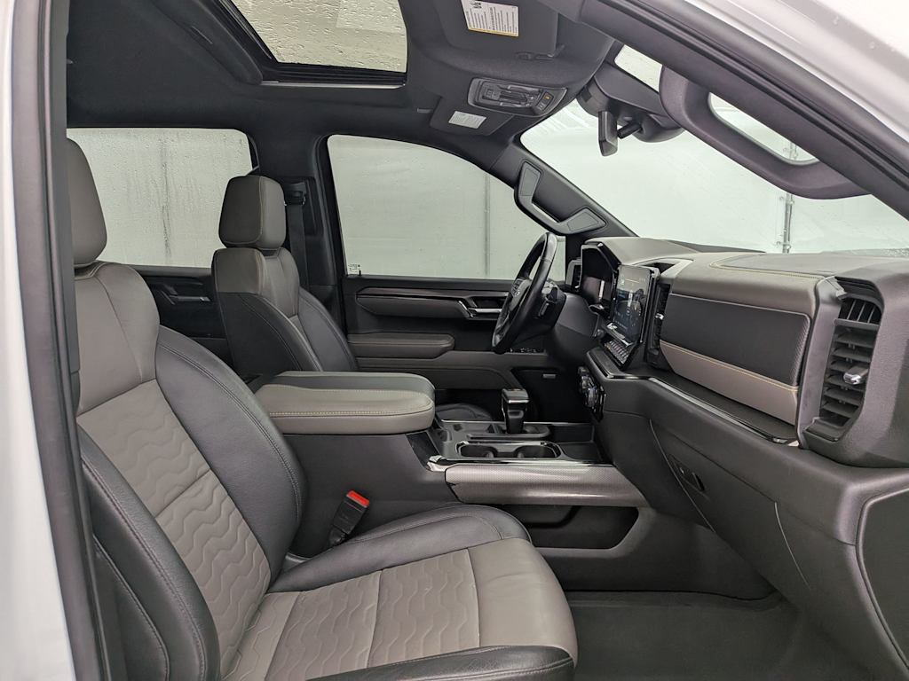 Thumbnail: 2023 Chevrolet Silverado 1500 - 12