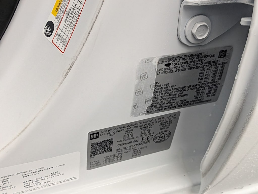 Thumbnail: 2023 Chevrolet Silverado 1500 - 20