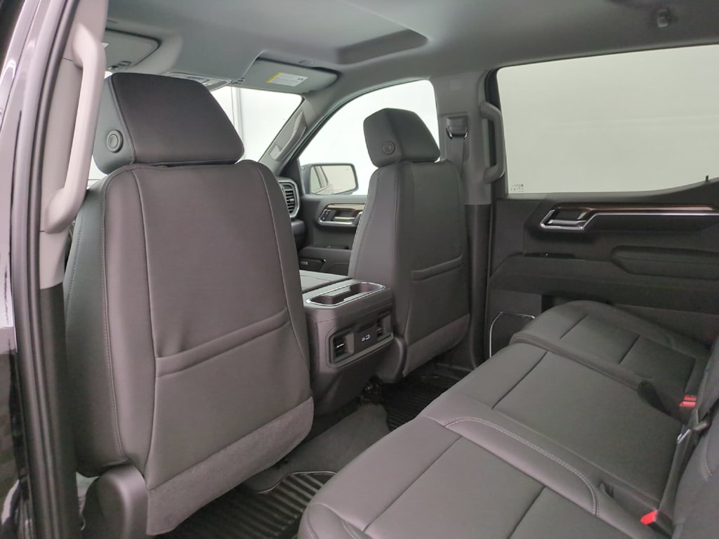 Thumbnail: 2026 Chevrolet Silverado 1500 - 5