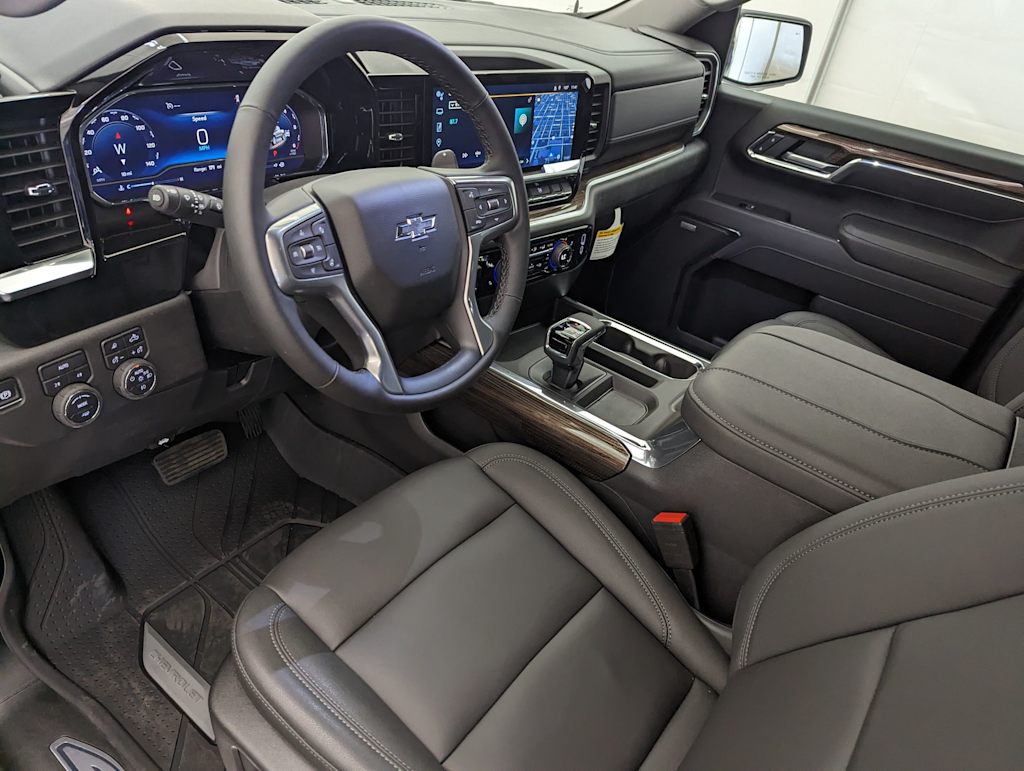 Thumbnail: 2025 Chevrolet Silverado 1500 - 2