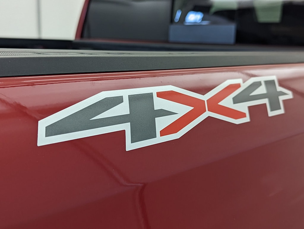 Thumbnail: 2025 Chevrolet Silverado 1500 - 27