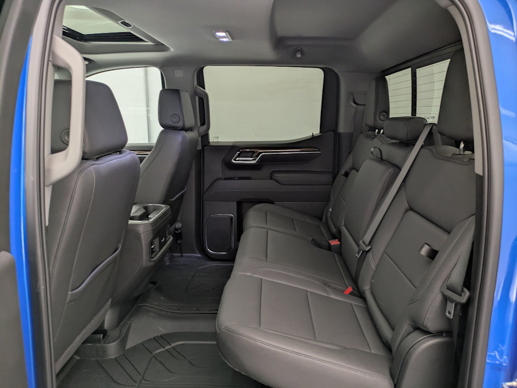 Thumbnail: 2025 Chevrolet Silverado 1500 - 31