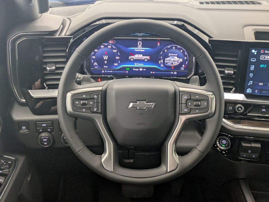 Thumbnail: 2025 Chevrolet Silverado 1500 - 10