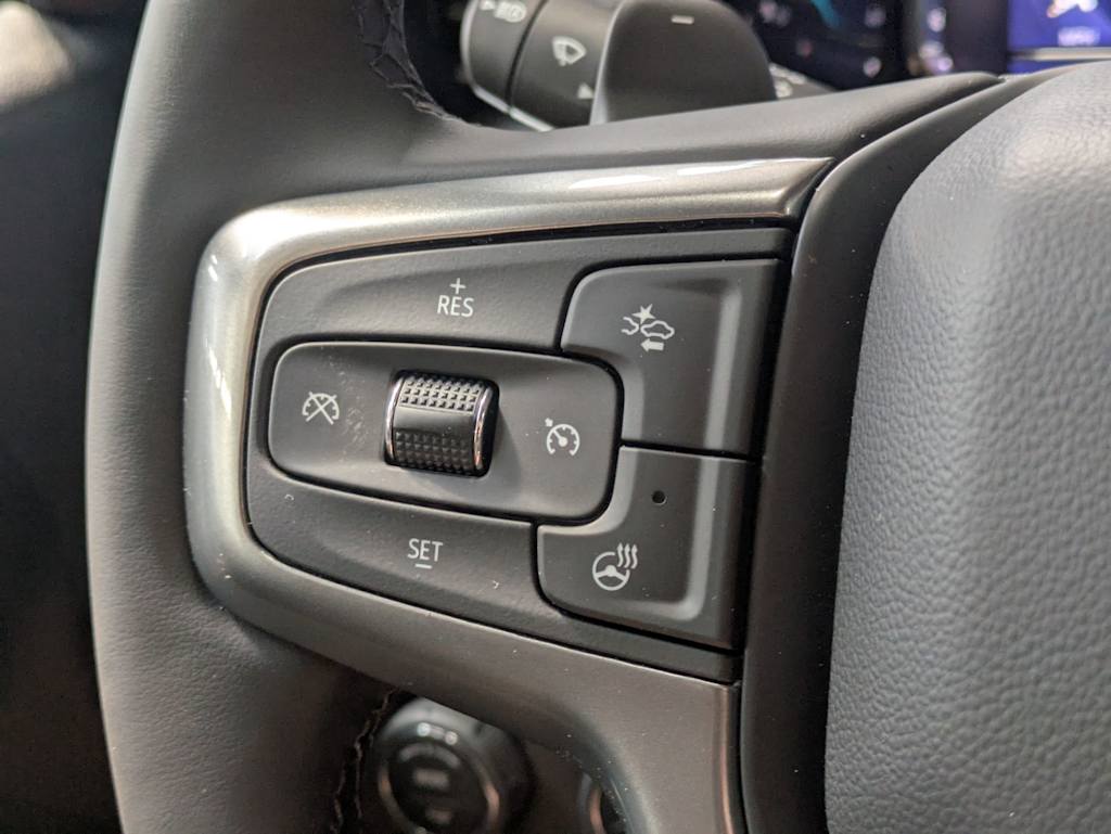 Thumbnail: 2025 Chevrolet Silverado 1500 - 33