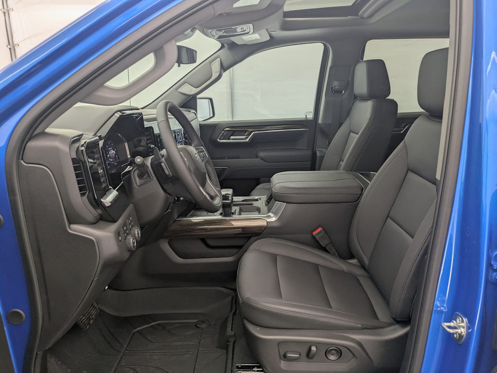 Thumbnail: 2025 Chevrolet Silverado 1500 - 11