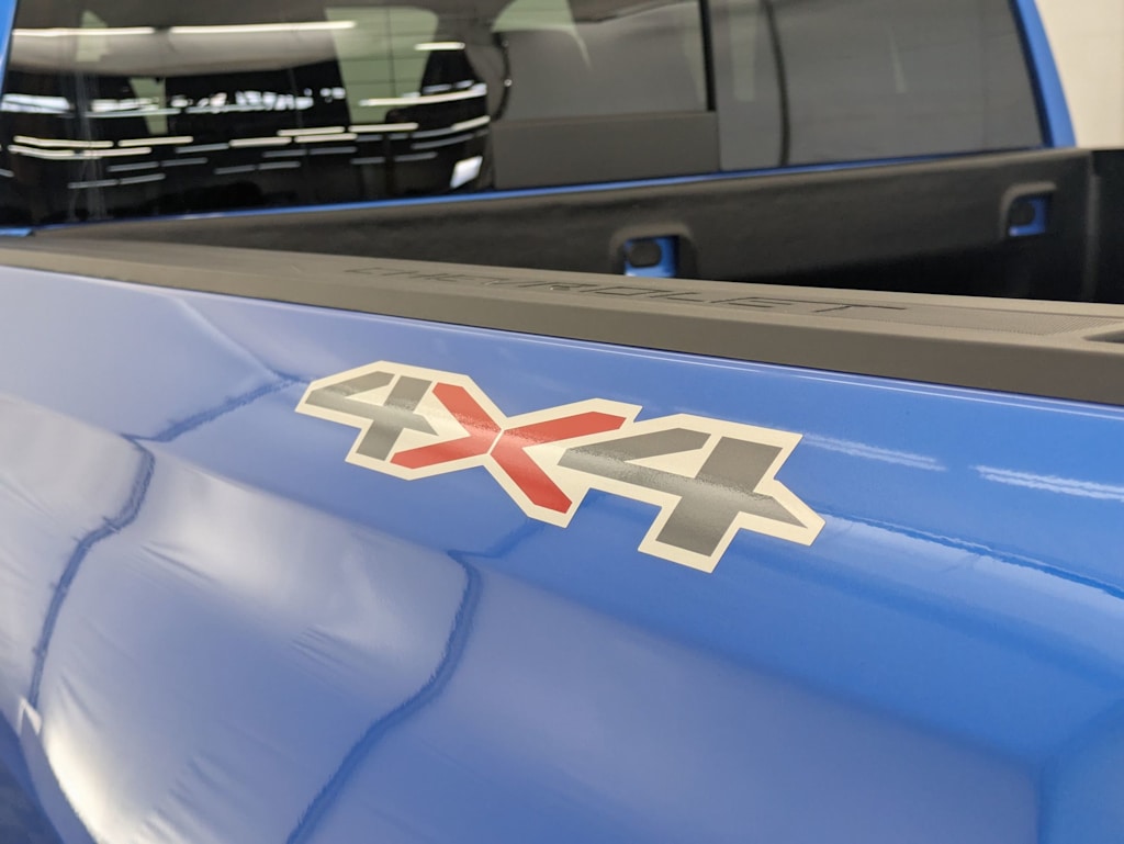 Thumbnail: 2025 Chevrolet Silverado 1500 - 24