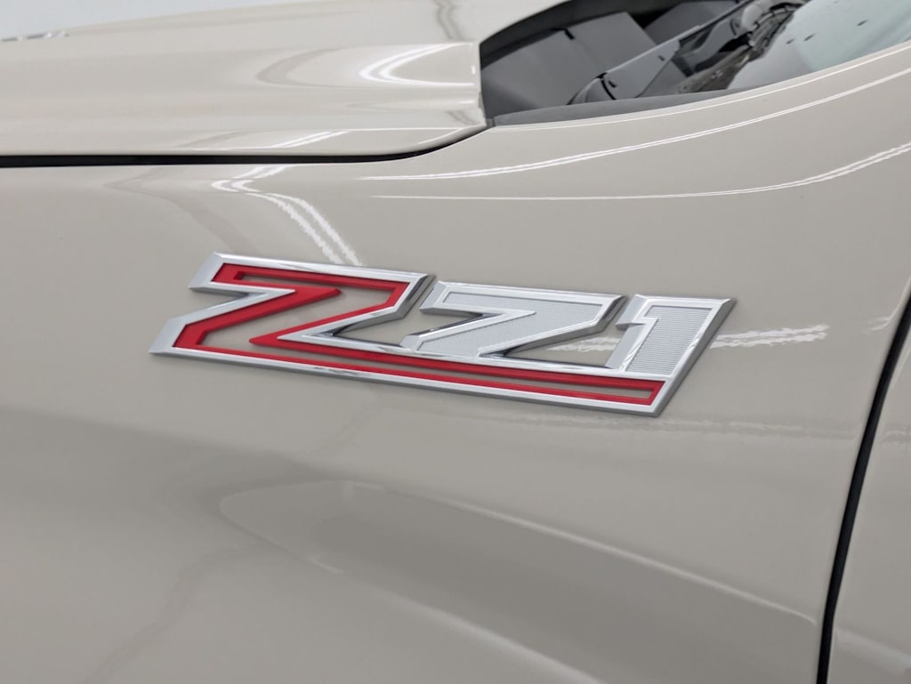 Thumbnail: 2026 Chevrolet Silverado 1500 - 7