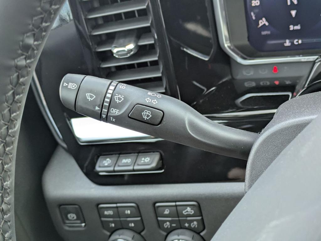 Thumbnail: 2026 Chevrolet Silverado 1500 - 34