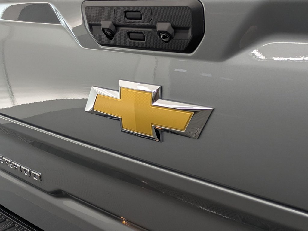 Thumbnail: 2026 Chevrolet Silverado 1500 - 26