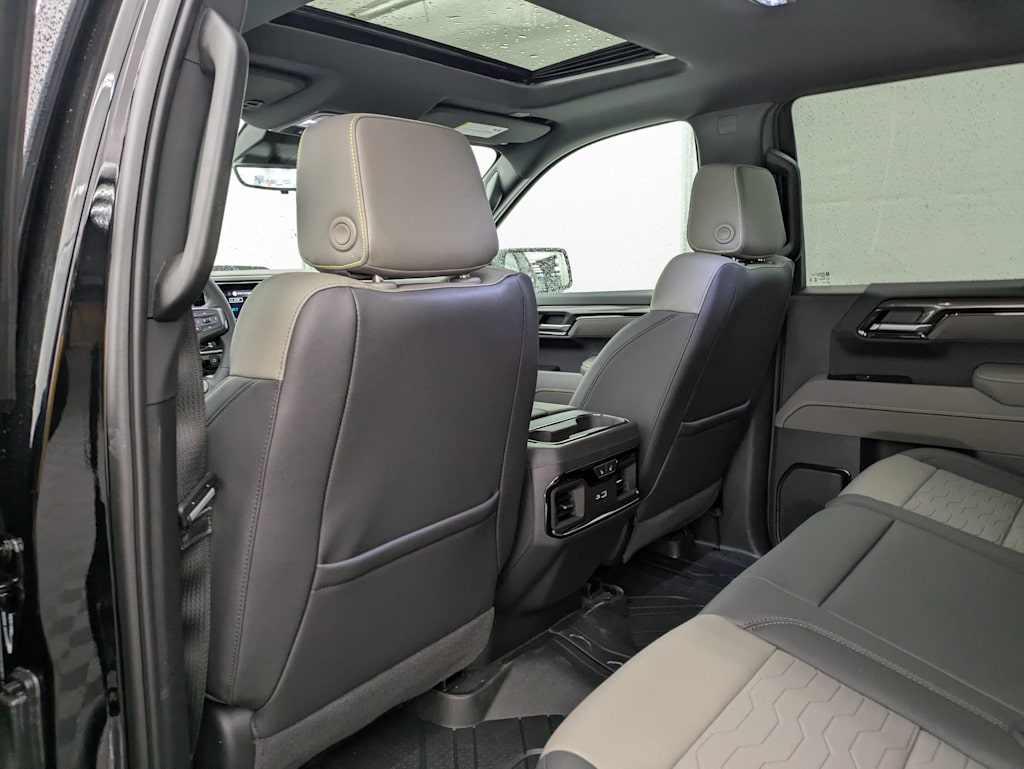 Thumbnail: 2026 Chevrolet Silverado 1500 - 13