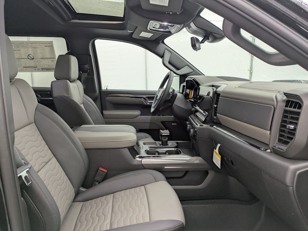 Thumbnail: 2026 Chevrolet Silverado 1500 - 12