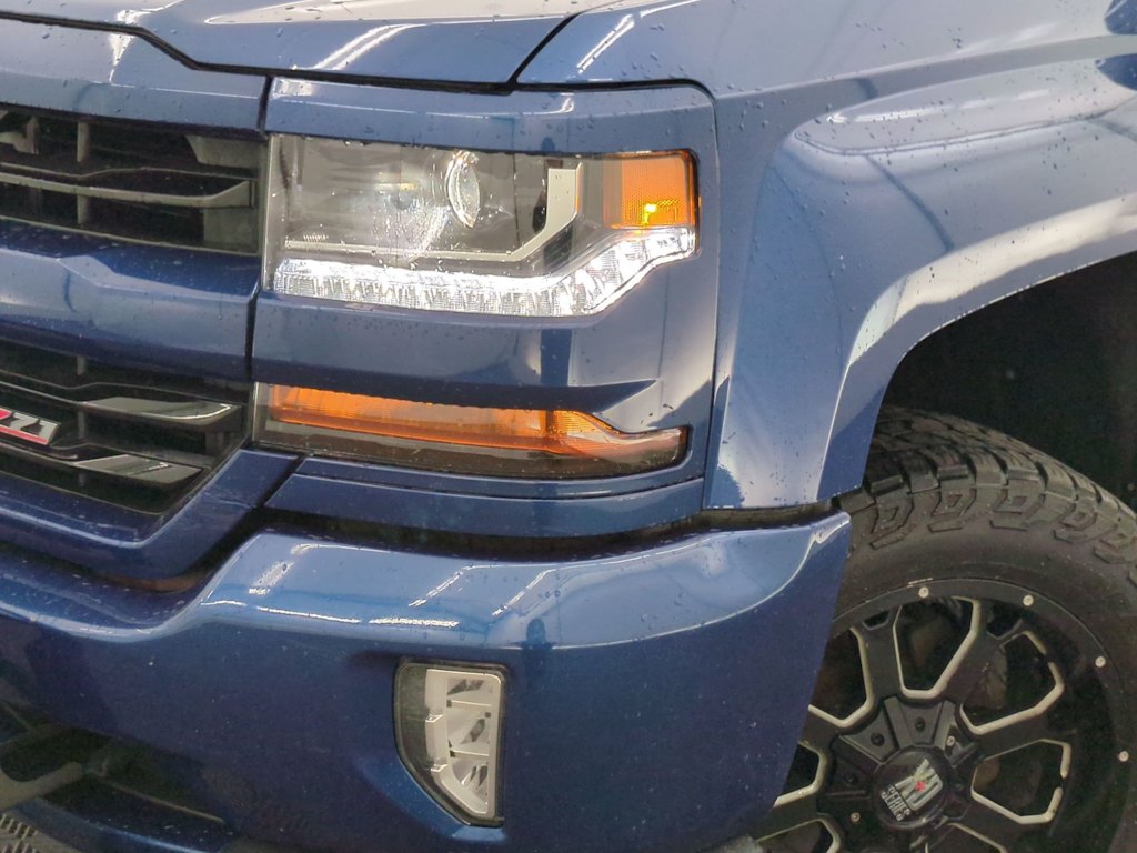 Thumbnail: 2017 Chevrolet Silverado 1500 - 23