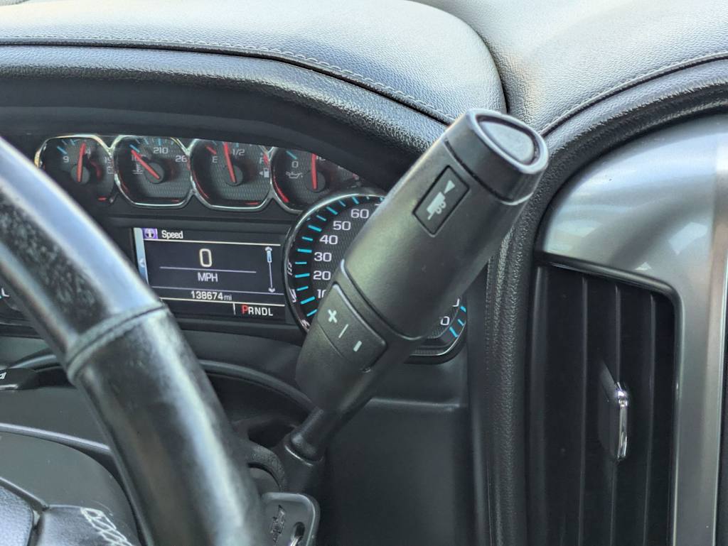 Thumbnail: 2017 Chevrolet Silverado 1500 - 35