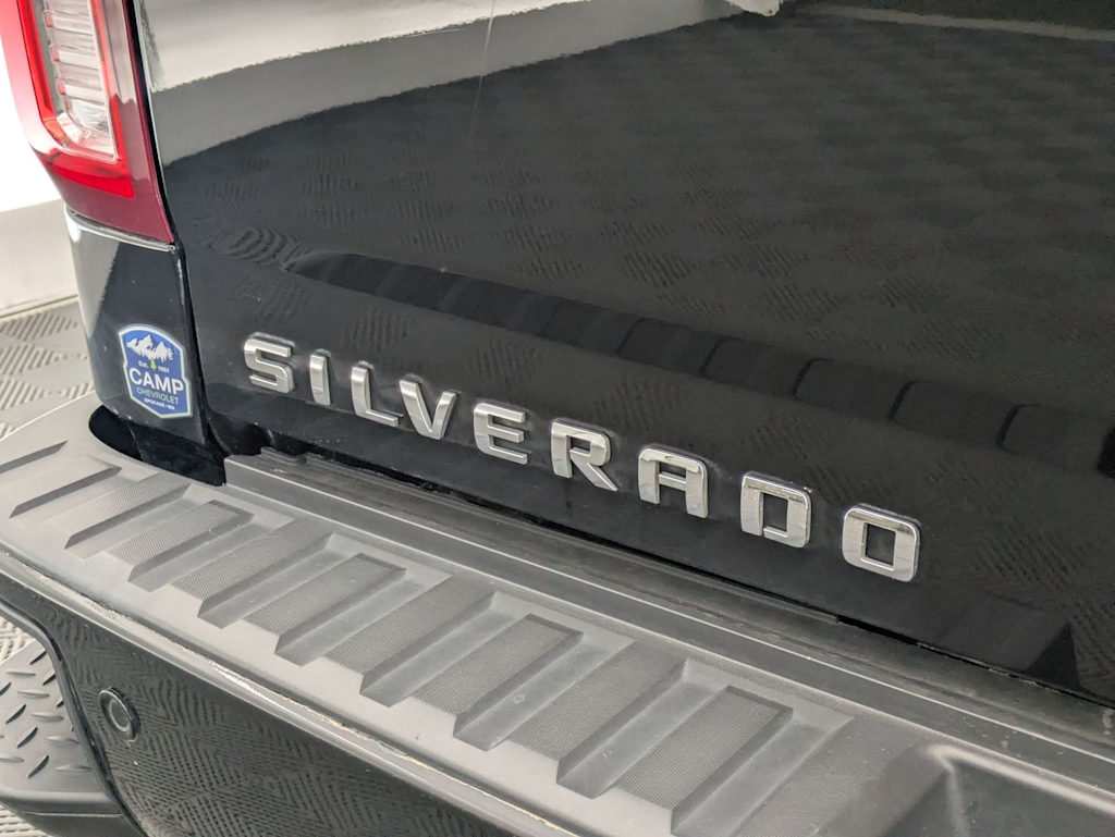 Thumbnail: 2017 Chevrolet Silverado 1500 - 24