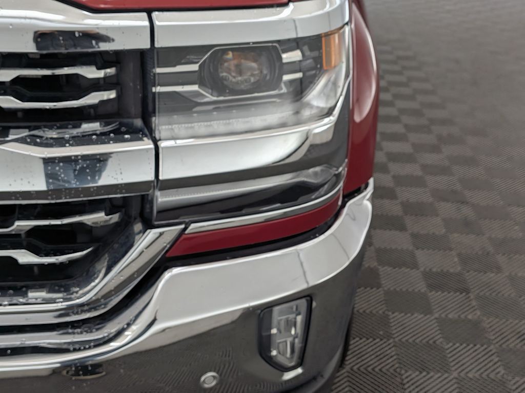 Thumbnail: 2018 Chevrolet Silverado 1500 - 22