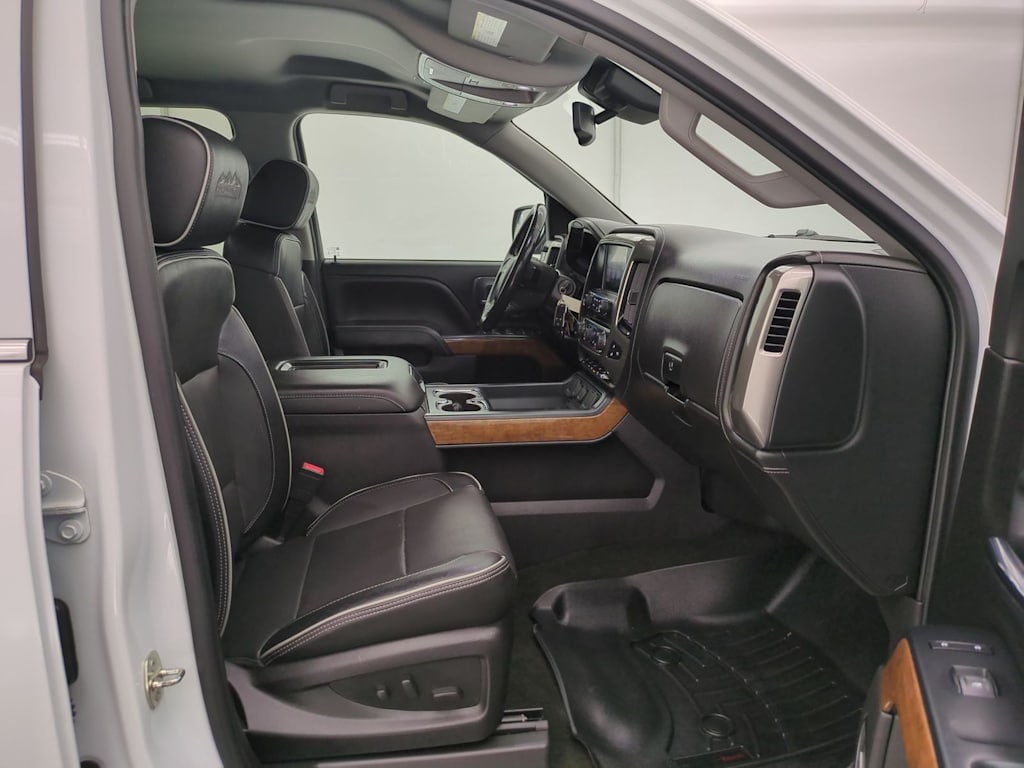 Thumbnail: 2018 Chevrolet Silverado 1500 - 12